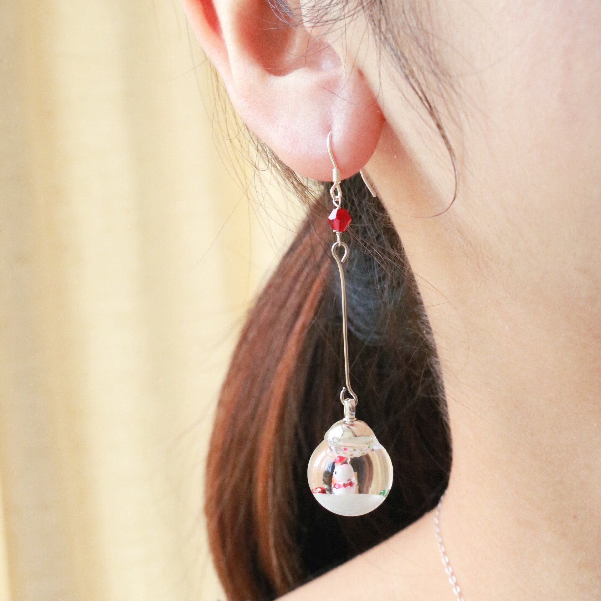 - Crystal Ball For Xmas -