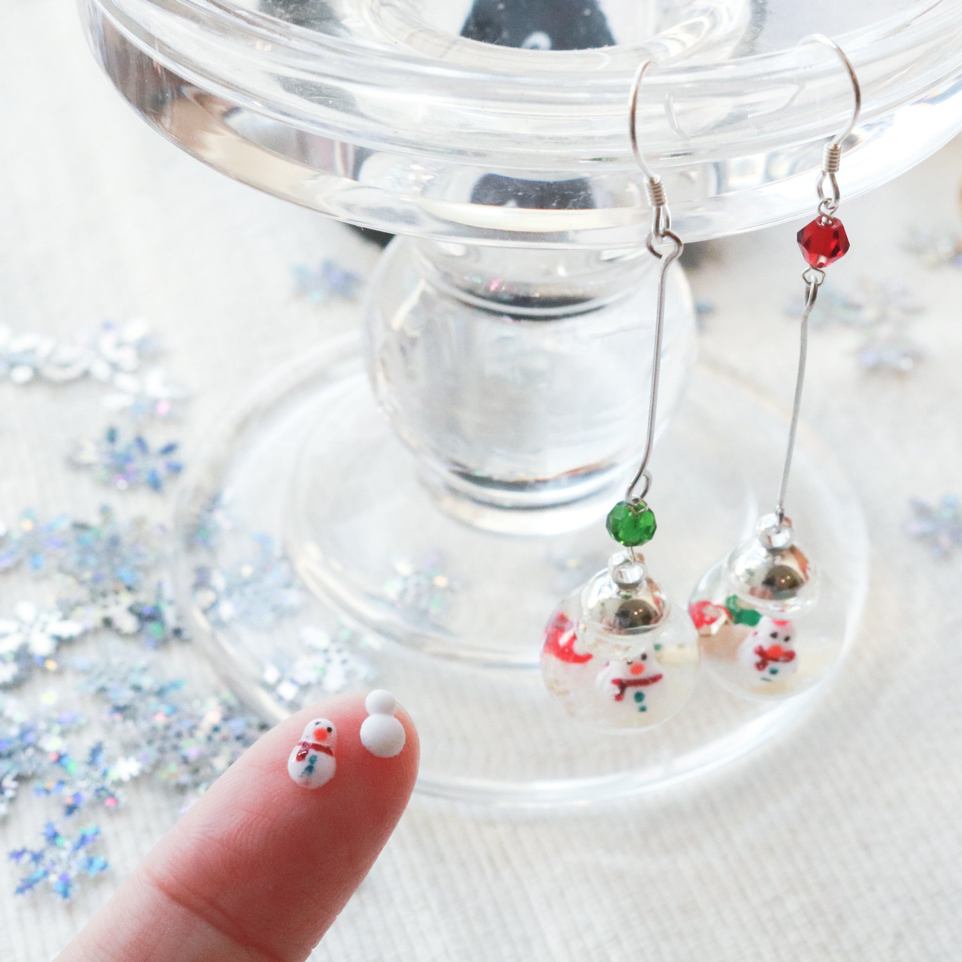 - Crystal Ball For Xmas -